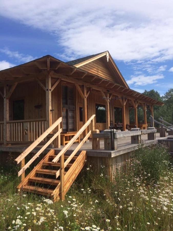 Ldr Lodge - Last Dollar Ranch Smithers Exterior photo
