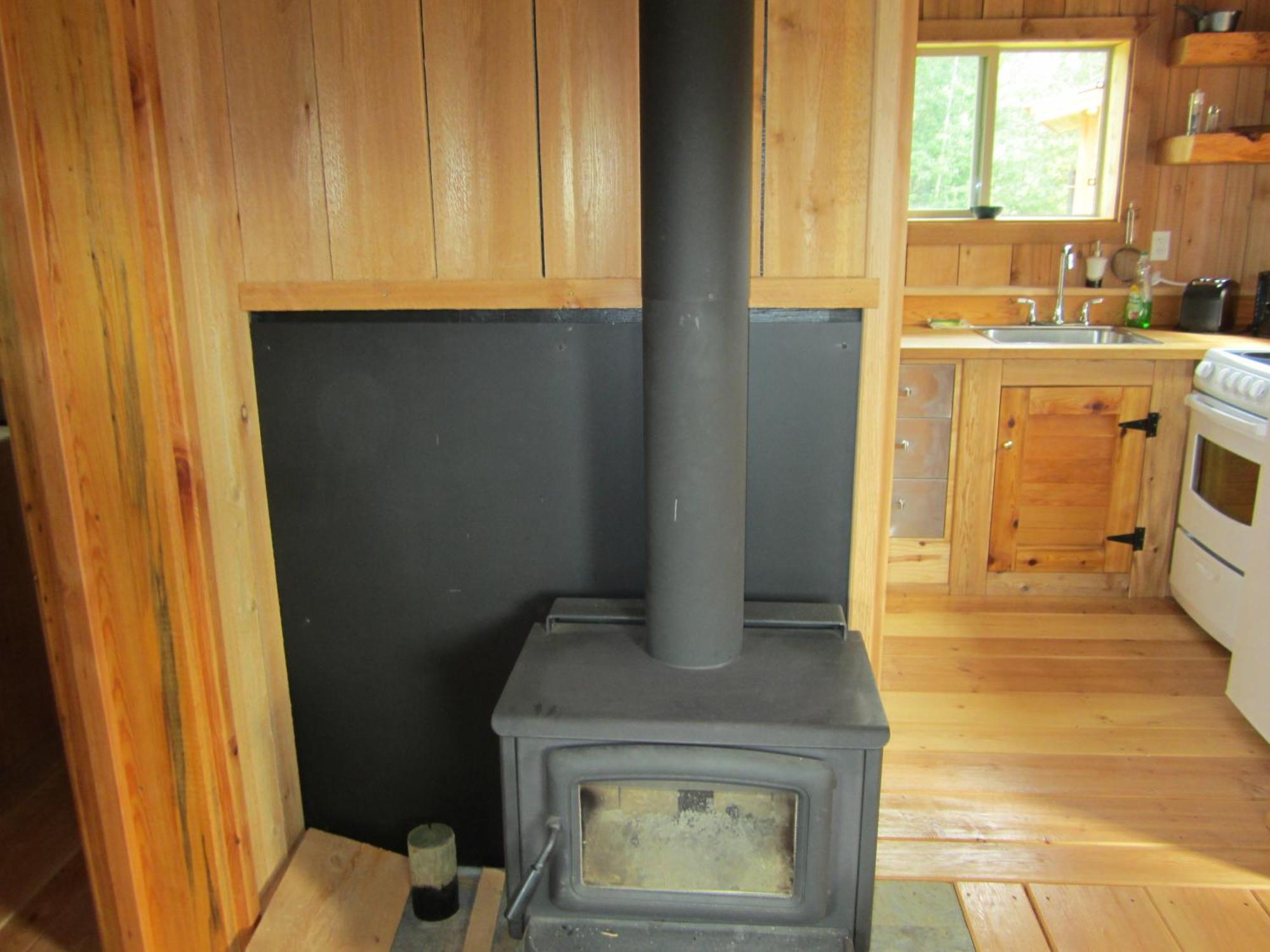 Ldr Lodge - Last Dollar Ranch Smithers Room photo