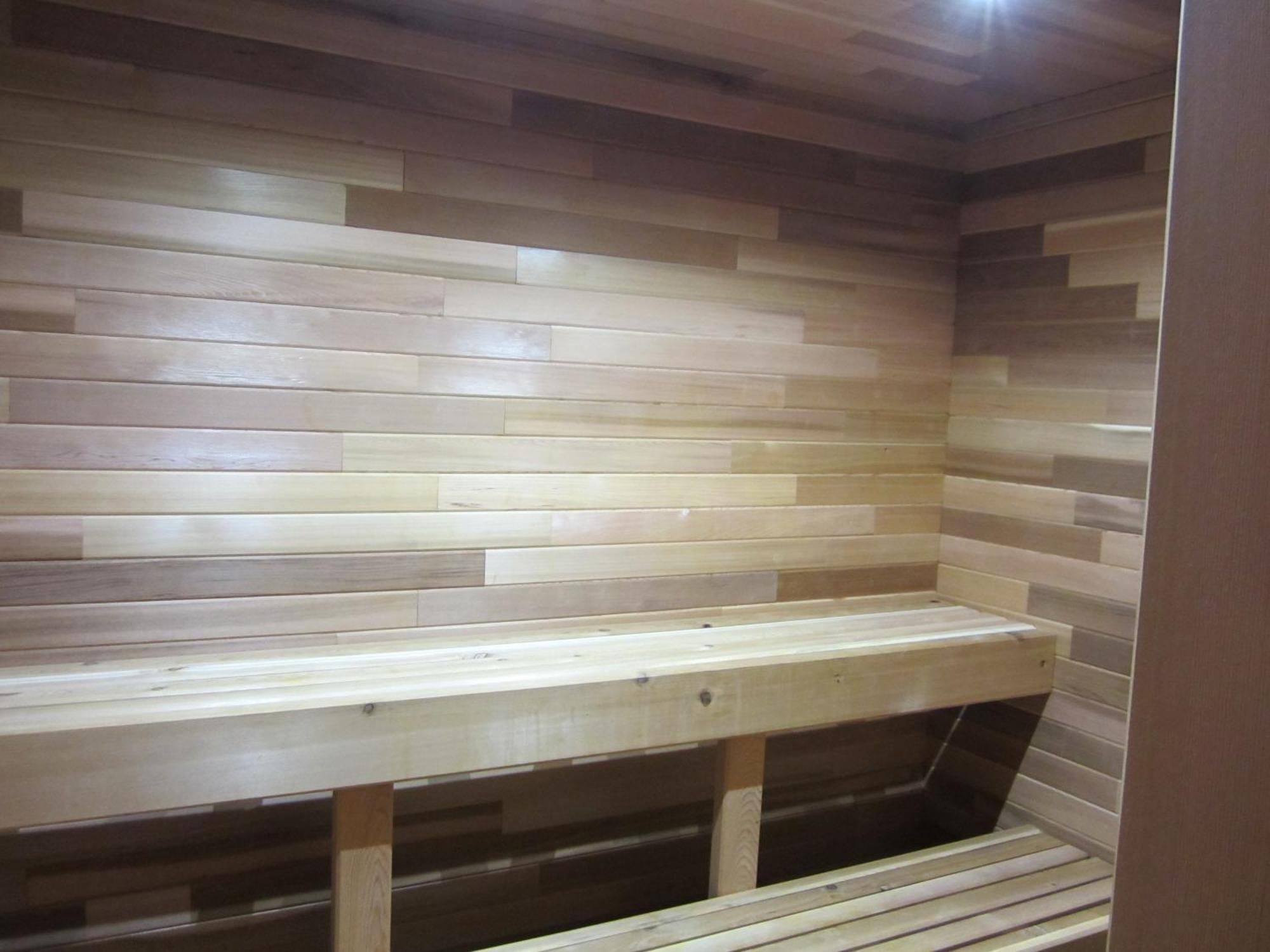 Ldr Lodge - Last Dollar Ranch Smithers Room photo