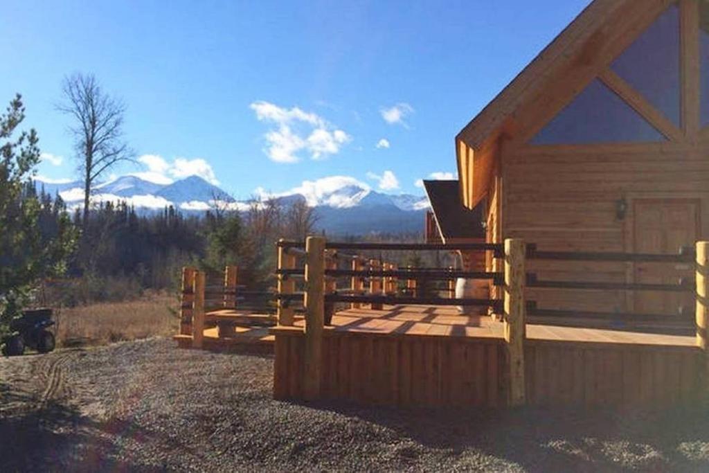 Ldr Lodge - Last Dollar Ranch Smithers Exterior photo