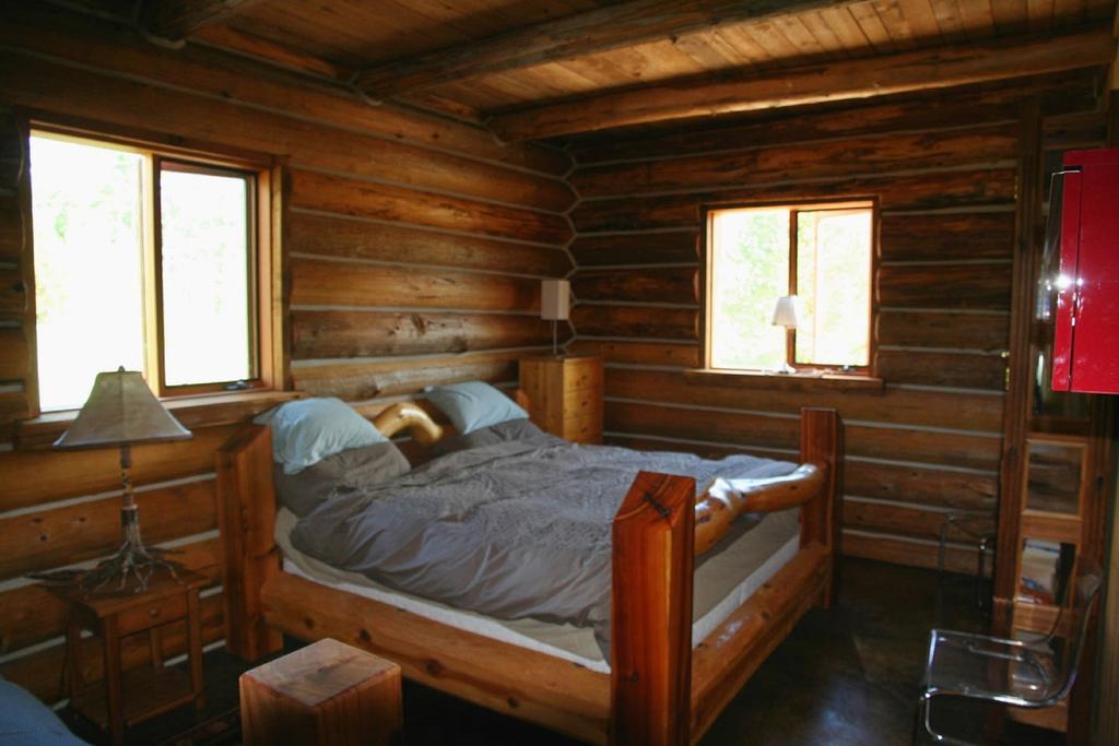 Ldr Lodge - Last Dollar Ranch Smithers Exterior photo